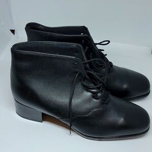 Regence lace up bootie 10.5D
